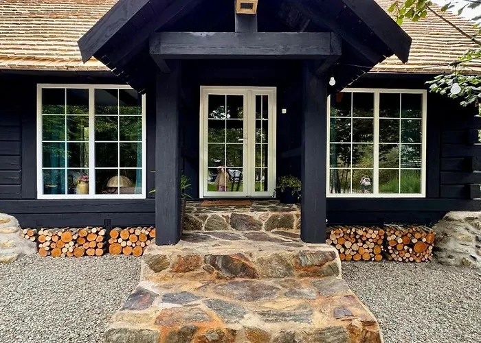 Luna Chalet